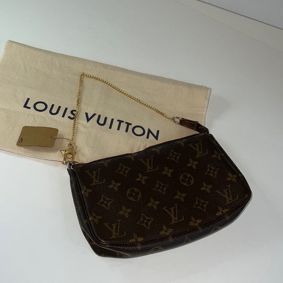 Louis Vuitton Pochette Monogram Canvas - Picture 2 of 16